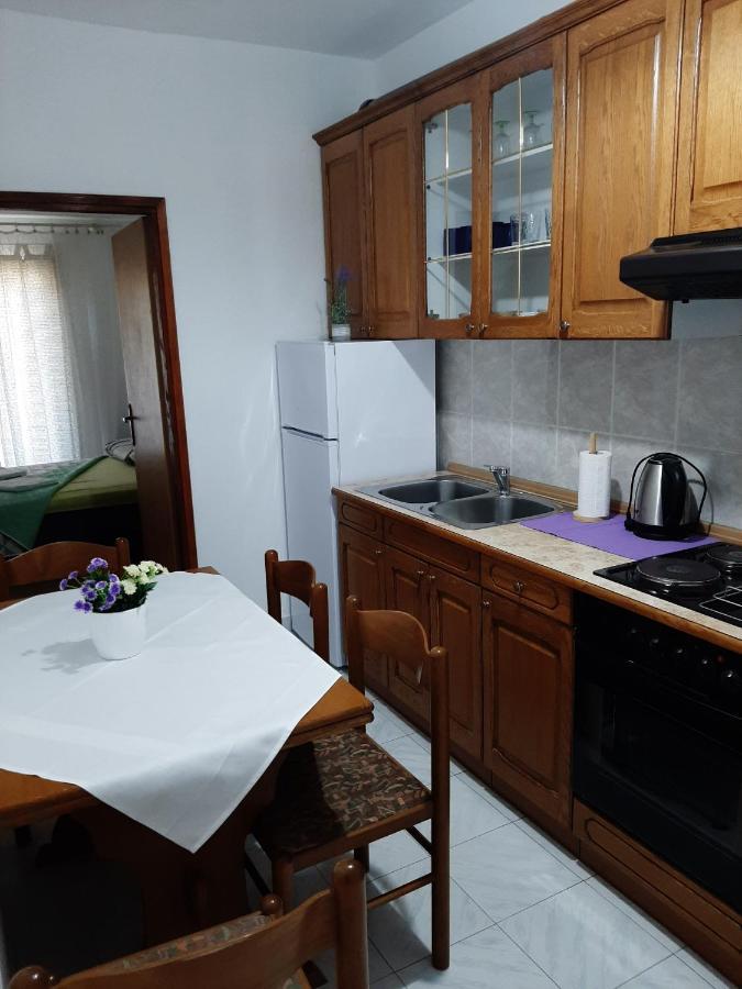Apartments Ana Подстрана Экстерьер фото
