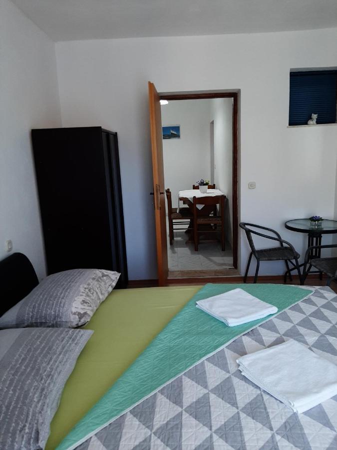 Apartments Ana Подстрана Экстерьер фото