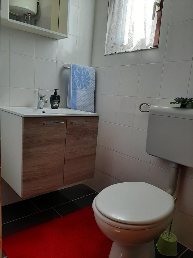 Apartments Ana Подстрана Экстерьер фото