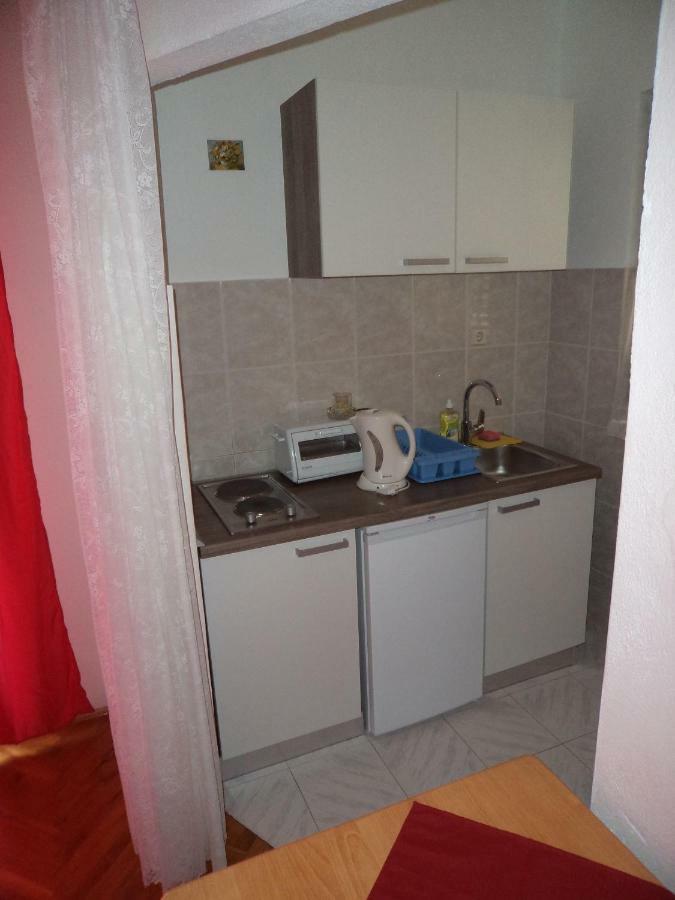 Apartments Ana Подстрана Экстерьер фото
